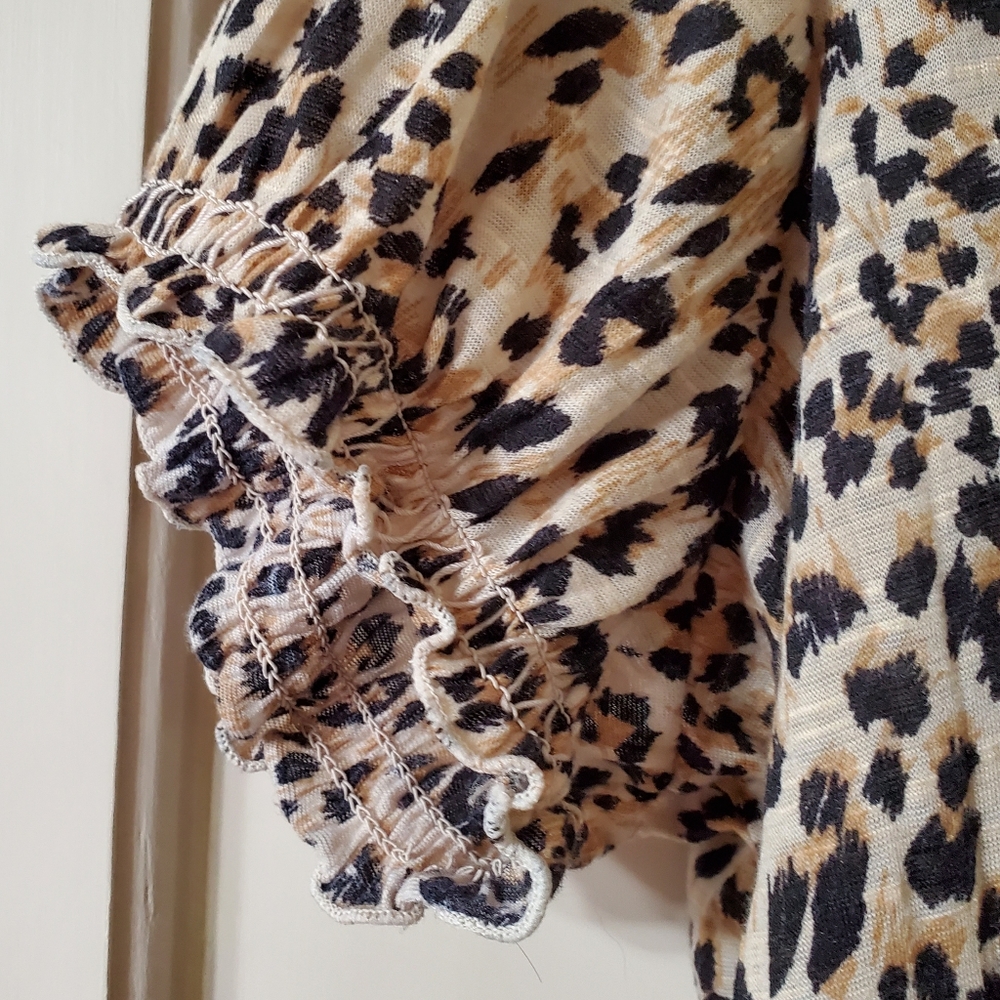 Leopard Print Top - Picture 9 of 10